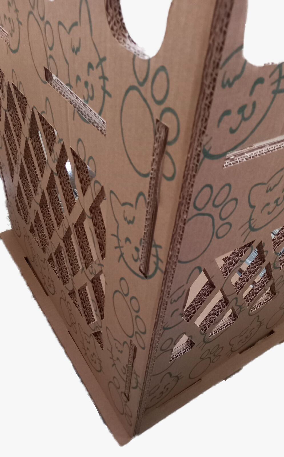 Castle Cat House, Premium Corrugated Cardboard, Double-Layer  Cat Scratcher.