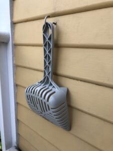 Privy Kitty Rake
