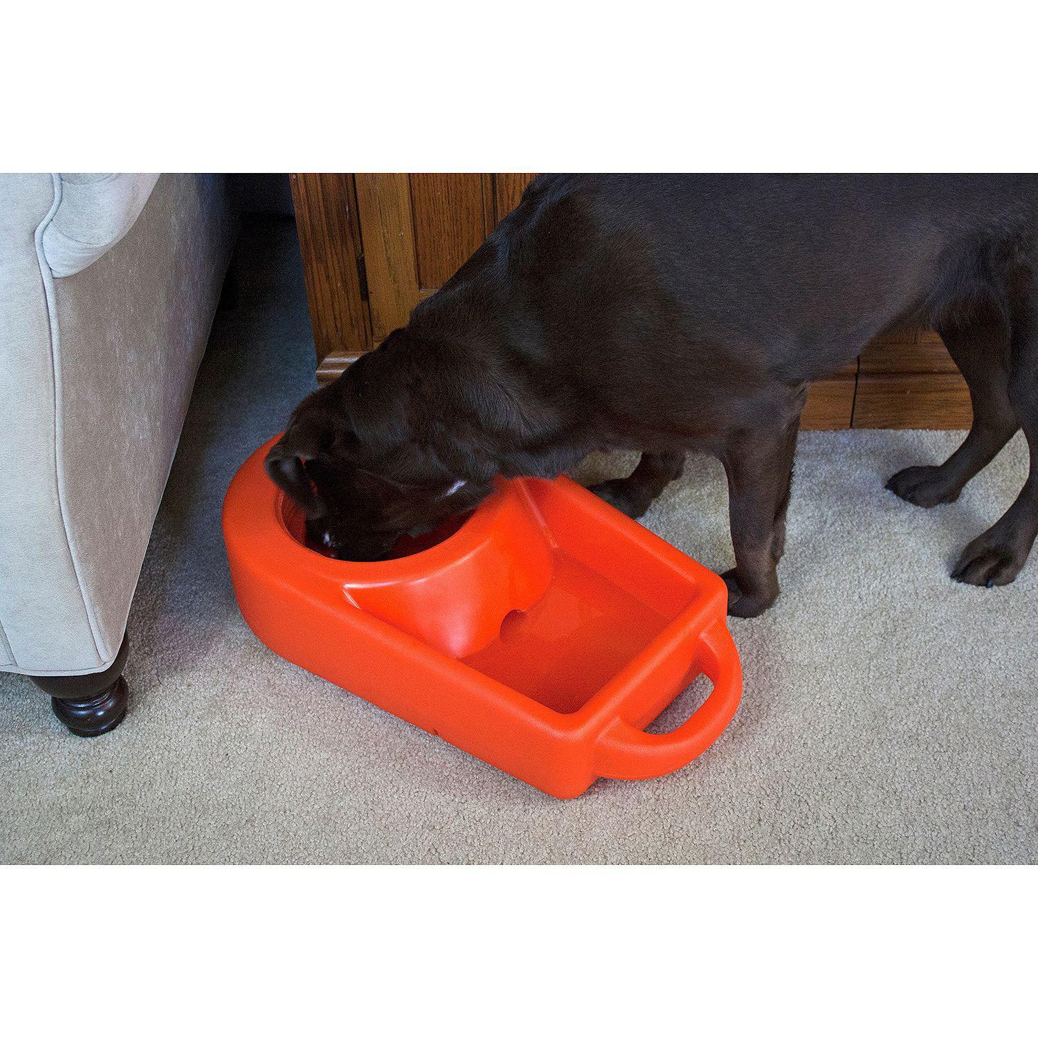 Dakota 283 "Dine N Dash" Food and Water Bowl