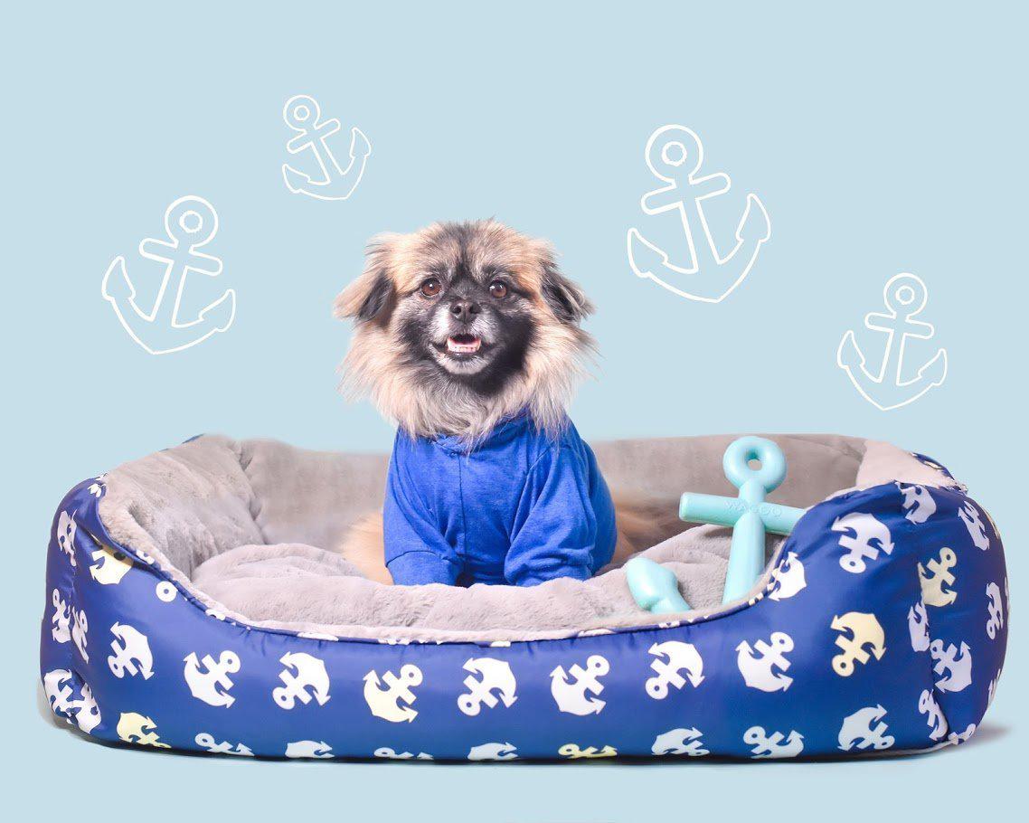 Petique Anchor’s Away Pet Bed